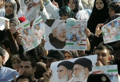 lebanon supporter Lebanese waiting for Ahmadinejad