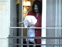 michael jackson balcony.jpg