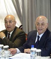 shaath_qureia010404_ap.jpg