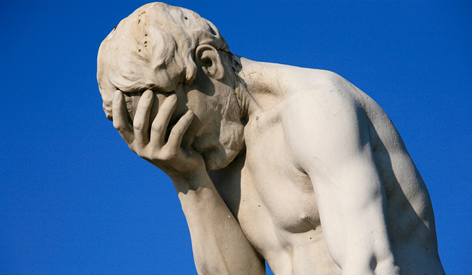 Paris_Tuileries_Garden_Facepalm_statue