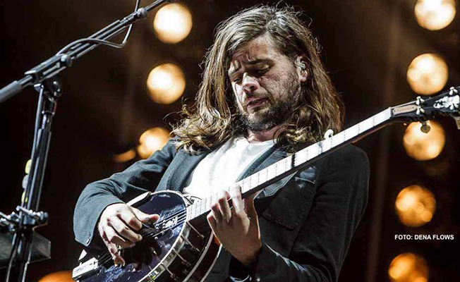 Winston Marshall