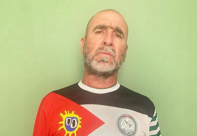 eric cantona with shirt