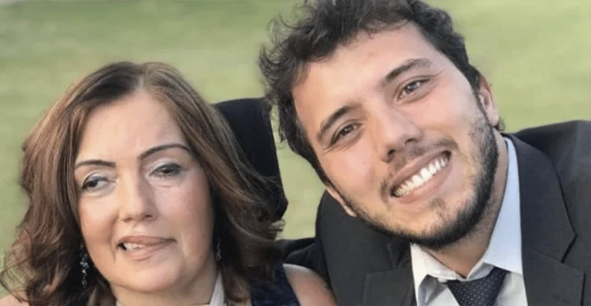 thiago avila and mother