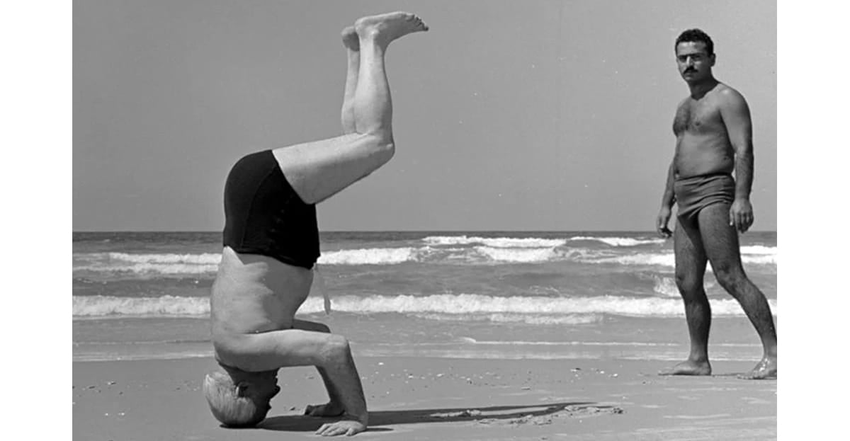ben gurion handstand