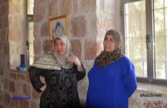 image Kurd women, picture Shevet Achim, photo two Arab women