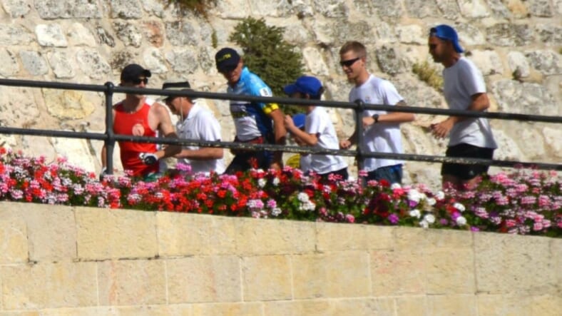 image Pat Farmer, photo runners, picture marathon runner Jerusalem