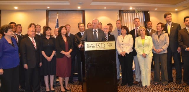 Steny Hoyer US Congressman at press conference Israel