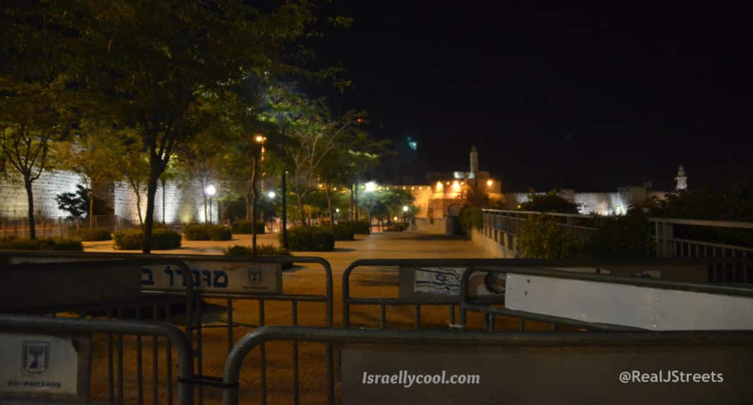 image Jaffa Gate, photo security pope, picture Pope in Israel