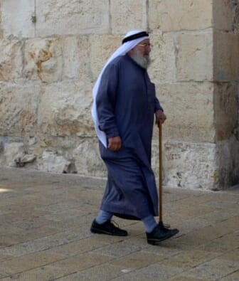 Palestinian man image, Israel abuse of Palestinian, image Palestinian in Jerusalem, photo Muslim in Israel