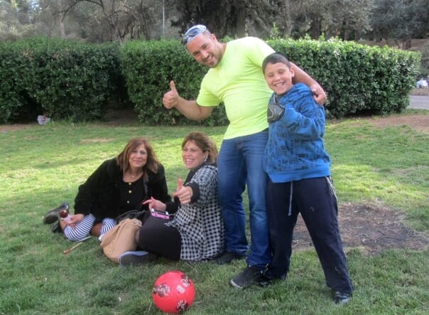 Family in park on Yom Ha'atamaut