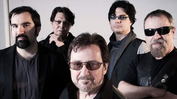 aw-Blue-Oyster-Cult-20130425012144353429-620x349