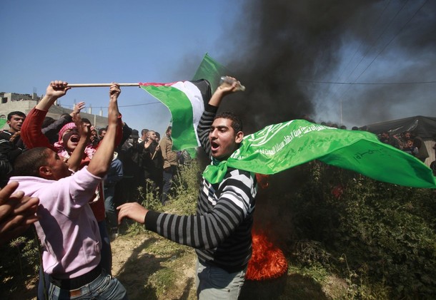 Palestinian protesters Palestinian protesters
