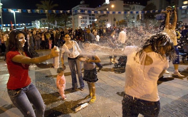 Israelis foam Israelis foam Independence Day