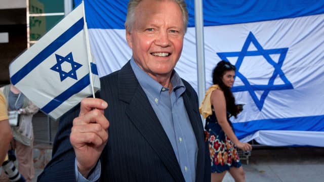 jon voight israel