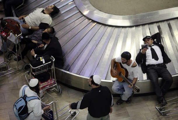 Ben Gurion baggage carousel Ben Gurion baggage carousel