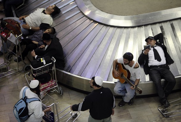 Ben Gurion baggage carousel