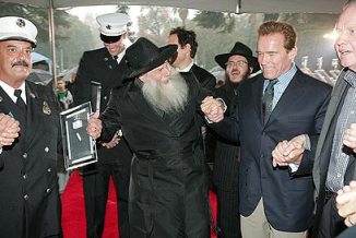 shwartznegger-chabad.jpg