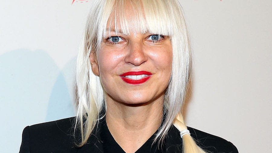sia-face-no-wig-gi